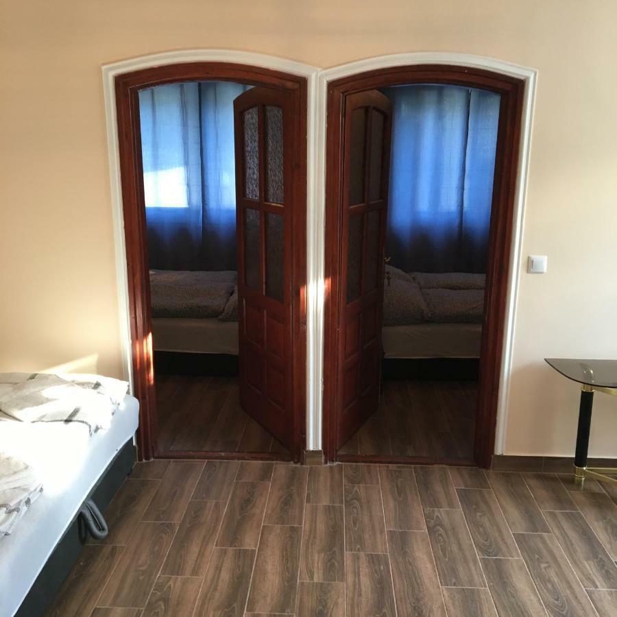 Stella Apartman Debreczyn Zewnętrze zdjęcie